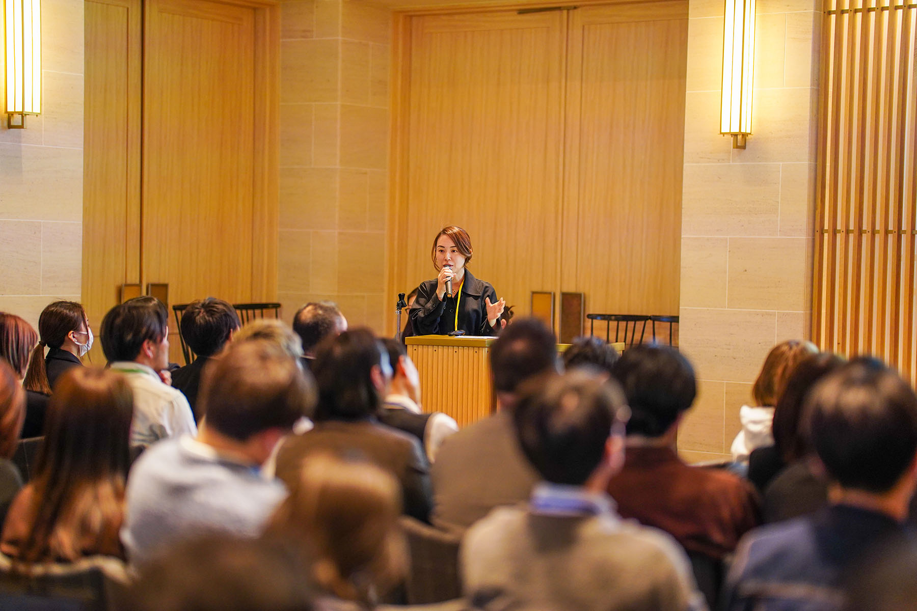 タブーラ・ジャパン株式会社尾上様